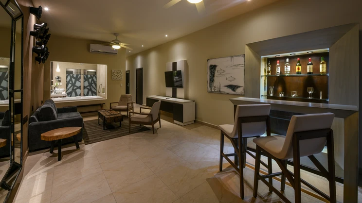 El Dorado Seaside Suites